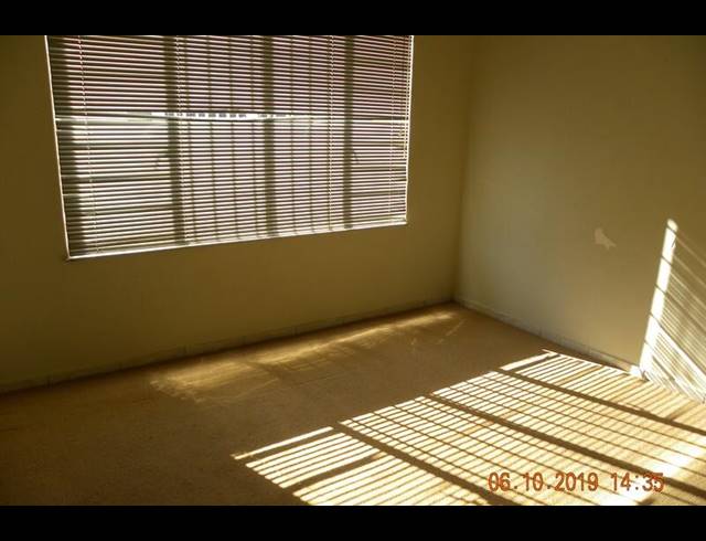 3 BEDROOM HOUSE SOLD IN SINOVILLE